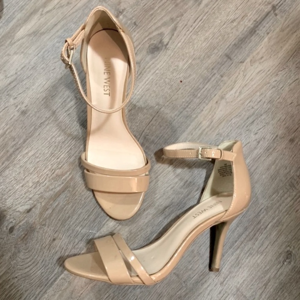 Nine West nude heels